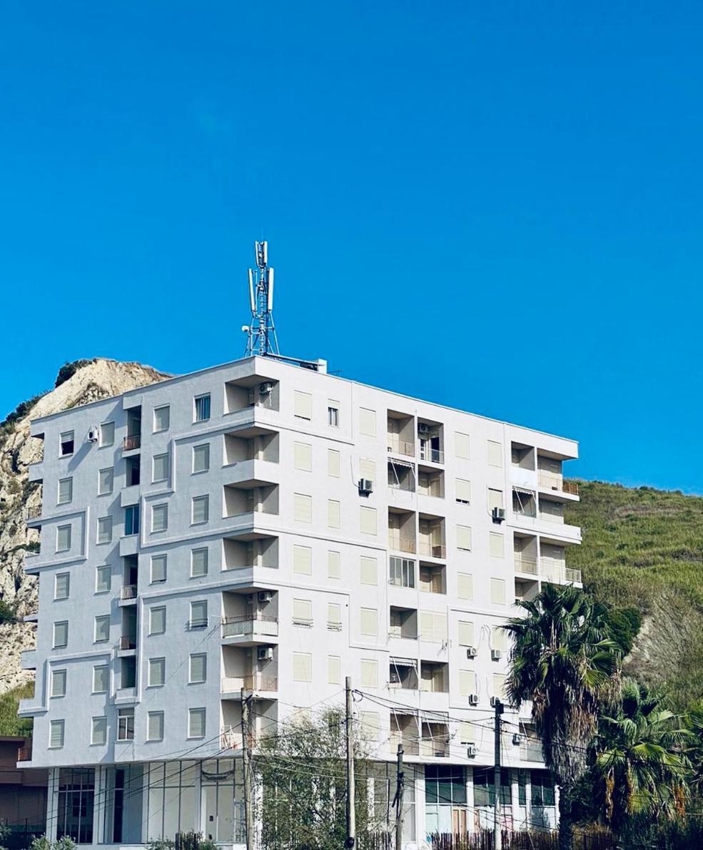 Eden Home 1 Durrës Exteriör bild